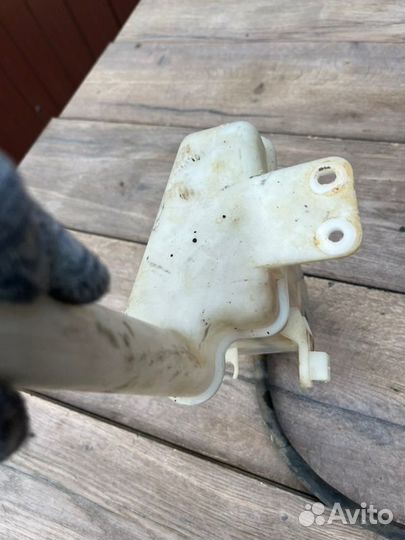 Бачок расширительный Kia Rio 1 1.5 2001