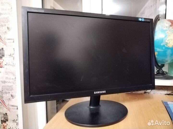 Монитор Samsung SyncMaster E2220N