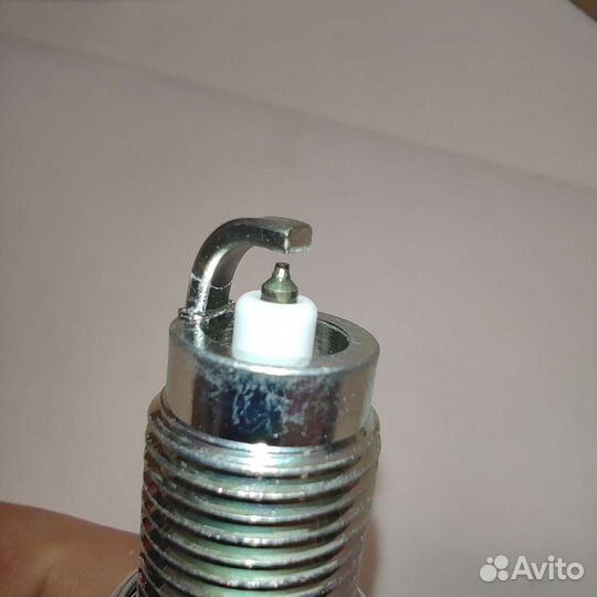 Свеча зажигания VAG 1.2T cbzb 03F905600A