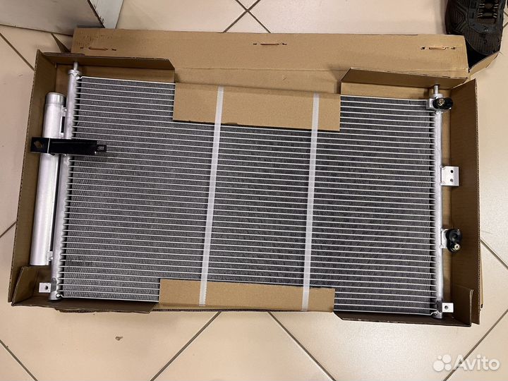 Радиатор кондиционера Honda Civic 4