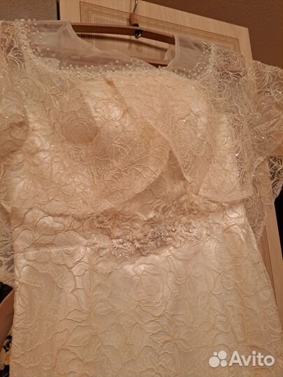 Платье свадебное рыбка со шлейфом шампань 50 52