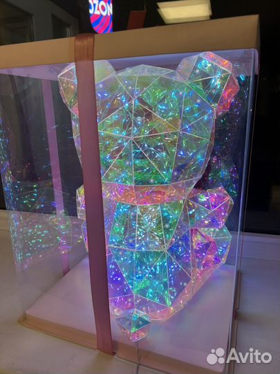 Фигурка светящаяся Мишка с красным сердцем