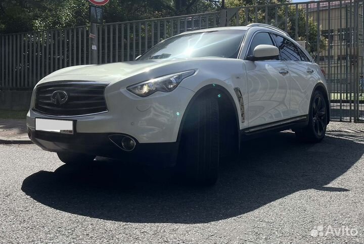 Infiniti QX70 3.7 AT, 2013, 106 000 км