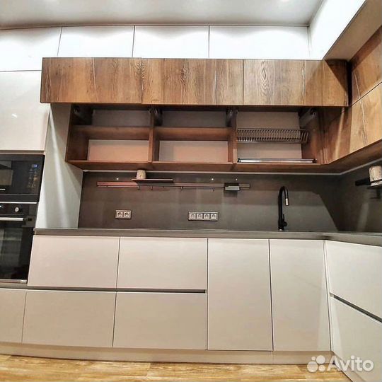 Кухонный гарнитур на заказ. Долговечные материалы