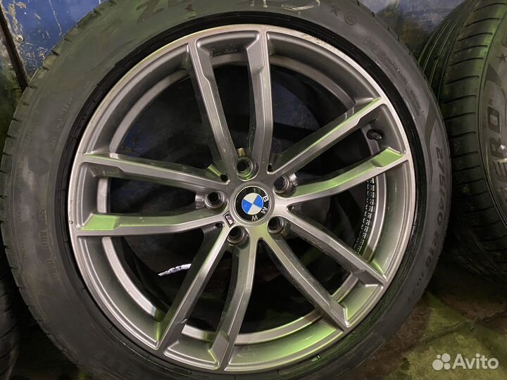 Колеса BMW оригинальные R 18 в сборе от G30