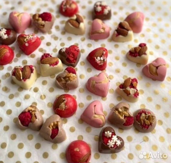 Шоколадные конфеты ручной работы