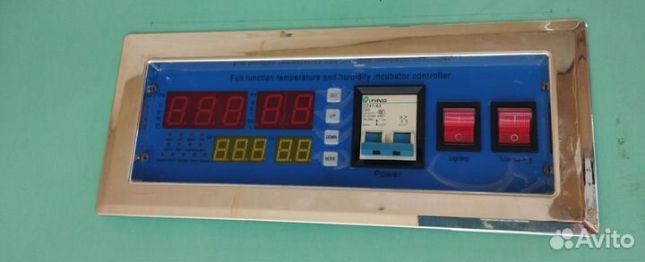 Инкубатор для яиц автоматический