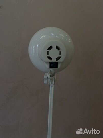 Лампа настольная для маникюра