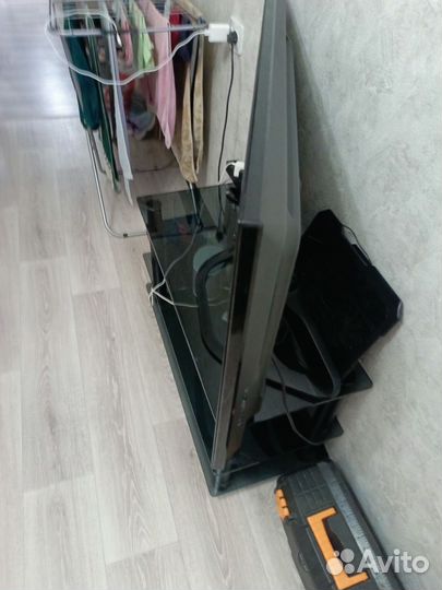 Телевизор LG smart tv 42дюйма