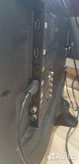 Продам smart телевизор