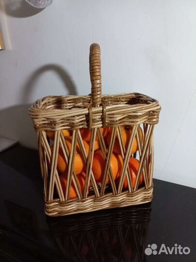 Корзинка-сумка из бумажной лозы