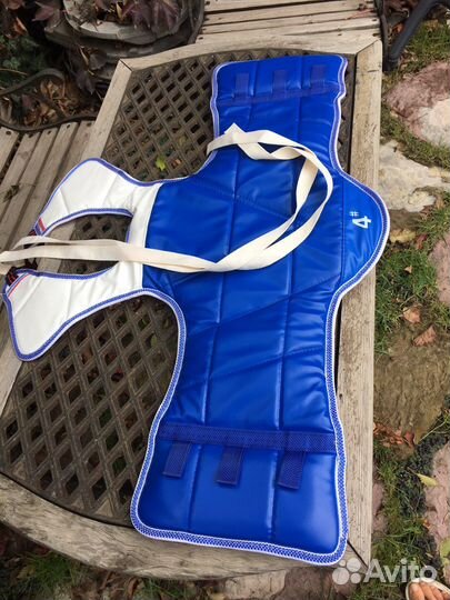 Жилет для единоборств