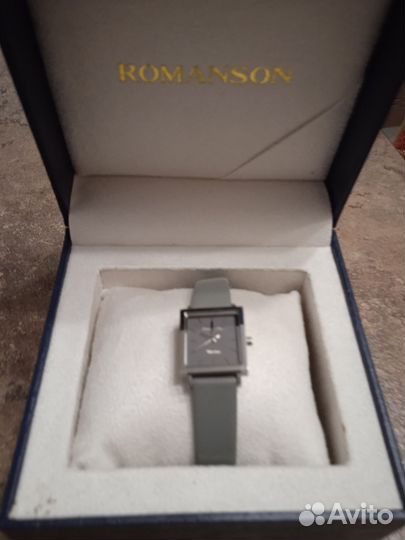 Часы женские Romanson DL 2133lllwgr