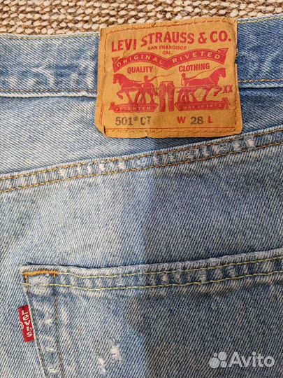 Джинсовые шорты levis
