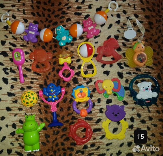 Разные наборы игрушек