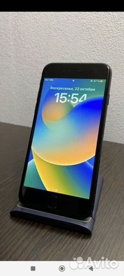 iPhone SE (2022), 64 ГБ