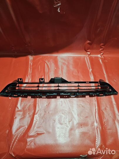 Решетка бампера центральная BMW X5 F15