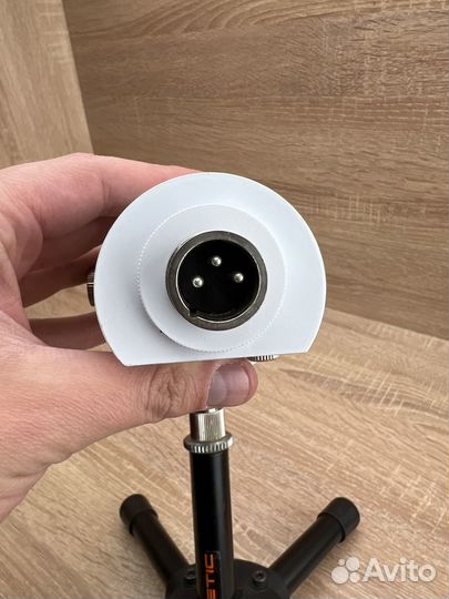 Микрофон студийный SE electronics SE2200