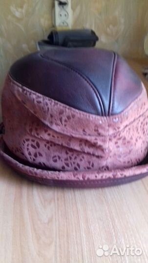 Весенние шляпа и шапка