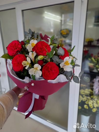 Букет цветов, композиция с доставкой