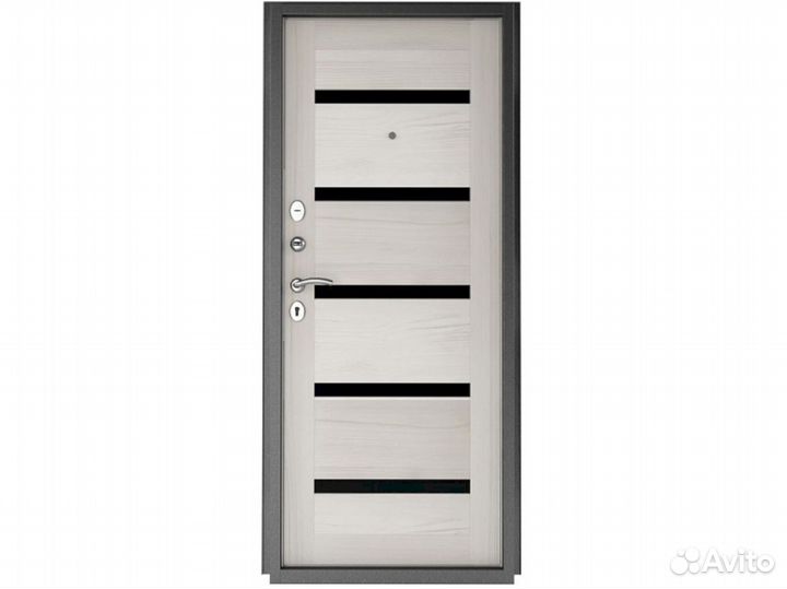 Стальная дверь с биометрическим замком