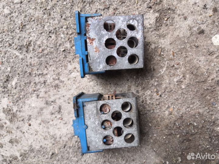 Радиатор кондея е 34