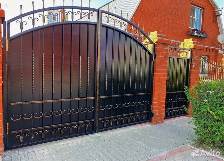 Ворота кованые