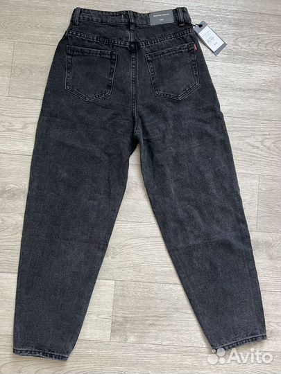 Джинсы бананы женские