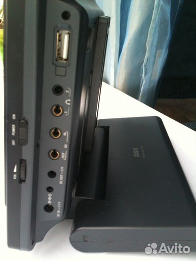 Портативный видеоплеер DVD BBK