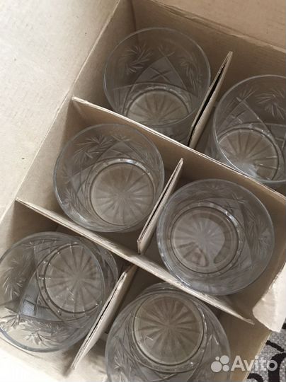 Набор хрустальных стаканов