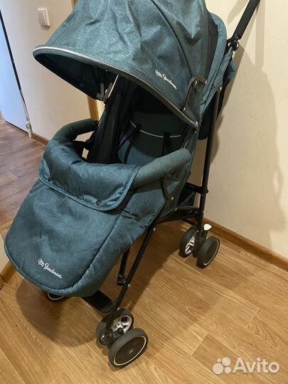 Детская прогулочная коляска-трость