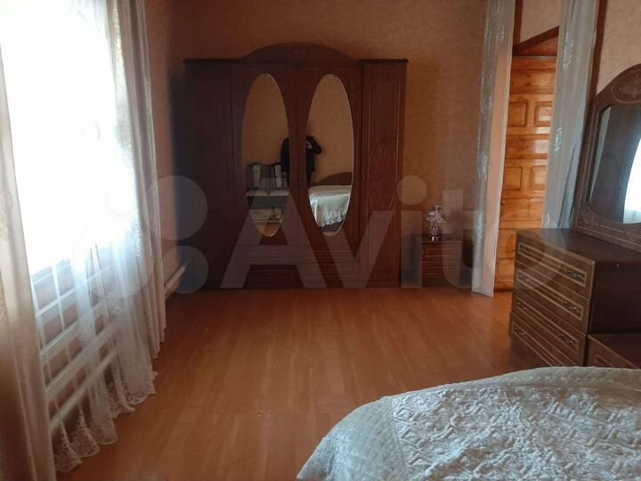 Дом 240 м² на участке 24 сот.