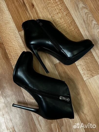 Ботильоны черные на шеильке 36 размер