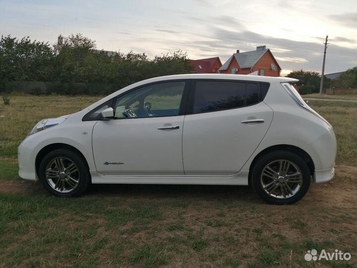 Nissan Leaf 109 л.с. AT, 2017, 103 200 км