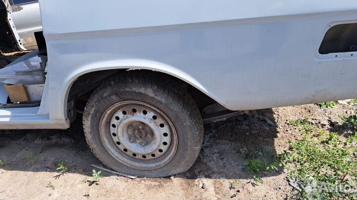 Заднее крыло Газ 31022 Волга Универсал