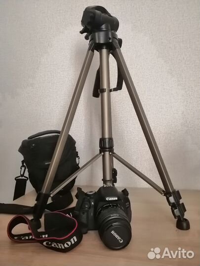 Зеркальный фотоаппарат canon 600d