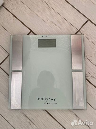 Весы напольные электронные amway