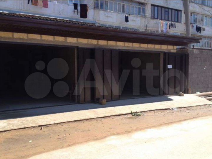 Гараж, > 30 м²