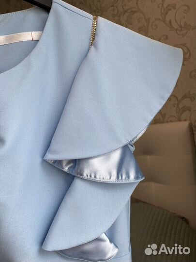 Платье голубго цвета нарядное летнее