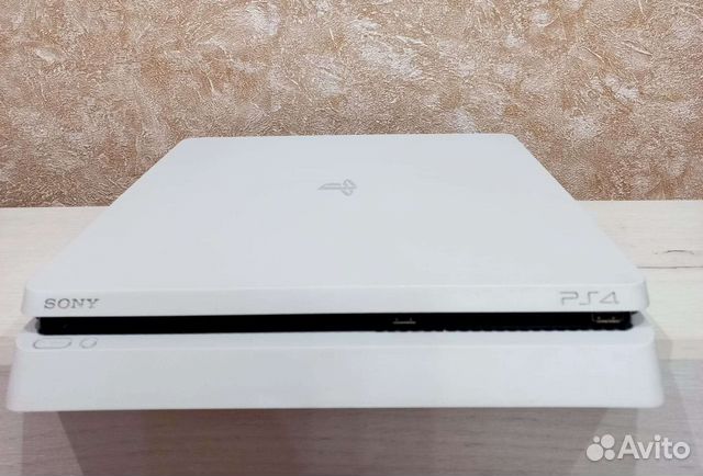 Продам Ps4 Sim белая 500 gb CUH- 2008A как новая