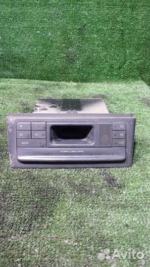 Блок управления климатической установкой Renault L