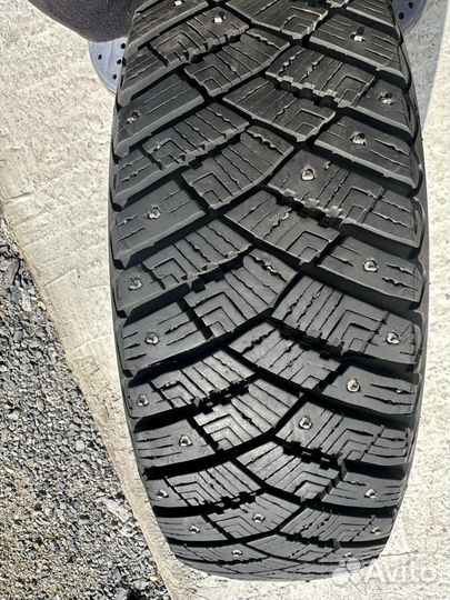 Goodyear Ultragrip Ice Arctic 175/65 R14