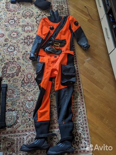 Сухой костюм для дайвинга Frogman Hydra