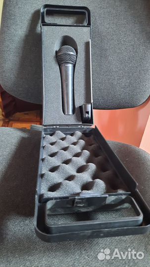 Микрофон Behringer XM8500