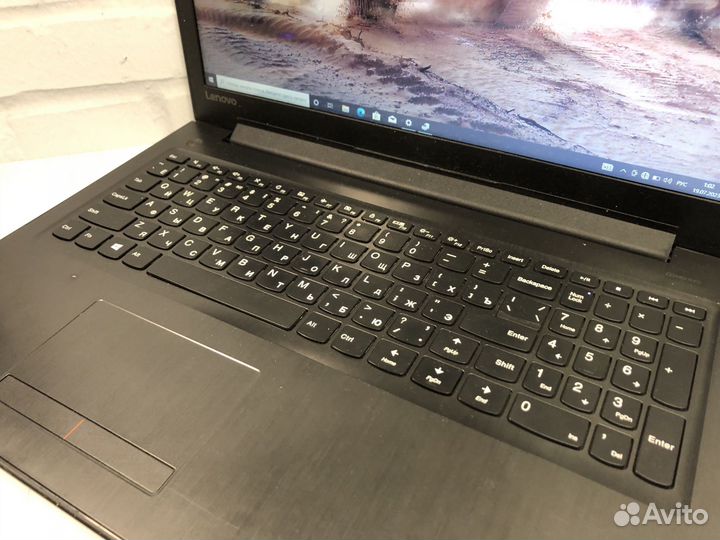 Игровой ноутбук Lenovo 2 видеокарты/SSD240/FullHD