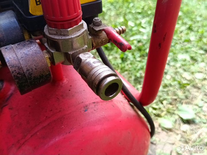 Компрессор воздушный бу 24л