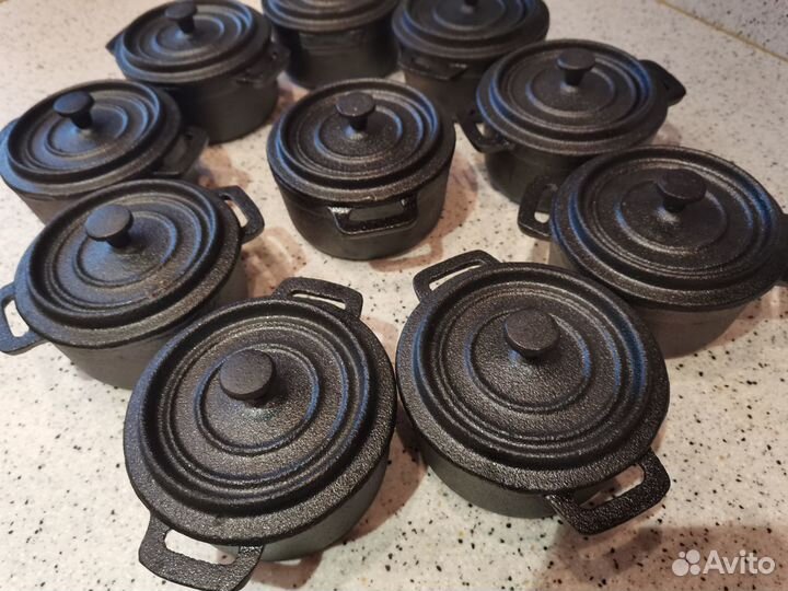 Кастрюля чугунная Roomers Serving (Горшочки)