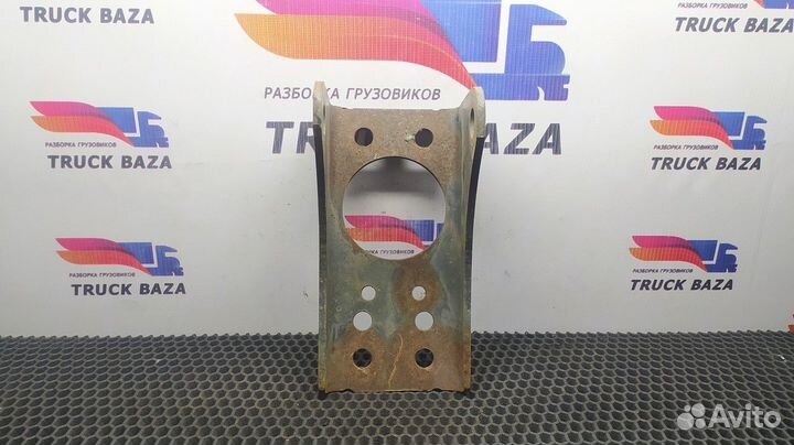 Кронштейн амортизатора заднего