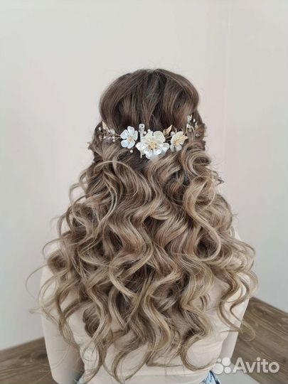 Прически и макияж