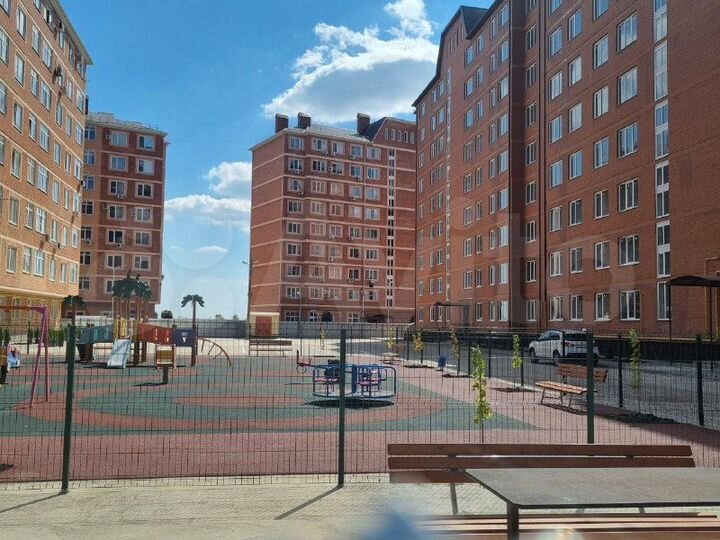 2-к. квартира, 66,7 м², 4/9 эт.